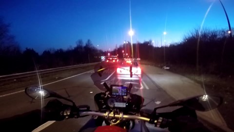 Motorcycle auxiliary lights test