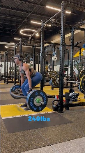 🔥 240-260 LB Trap Bar Deadlift | Stronger Every Rep #strengthtraining #deadlift
