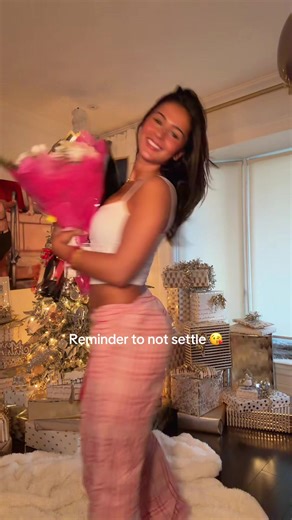 I love flowers 💐 #boyfriend #relationship #flowers #couple | flowers