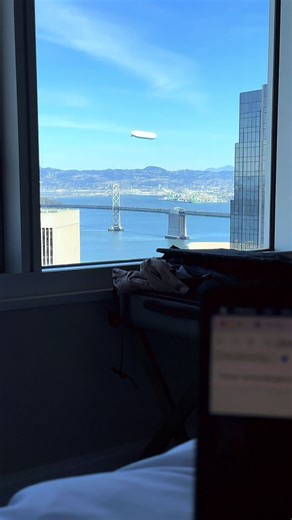 SF Four Seasons Views 💯 #aviation #flying #sanfrancisco | San Francisco