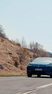 62 reactions | Știai că automobilul tău Volkswagen poate comunica acum direct cu partenerul de service? Pentru detalii descarcă aplicația Volkswagen | Volkswagen | Facebook