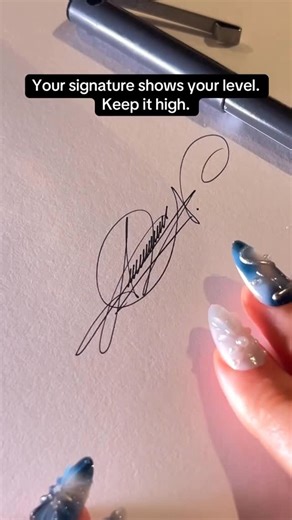 The Official Signature Designer 🥇 | People can’t take you seriously if your signature looks like a scribble ❌ Elevate your name. Elevate your presence. ✅ Link in bio to get... | Instagram