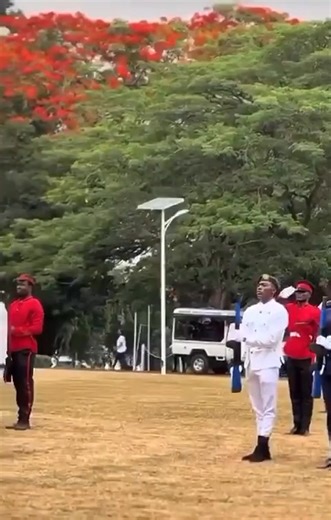 The Asante Flag was adopted since 1931 and was officially launch in 1935 older than Ghana flag. #asantemanconnects | Asanteman Connects