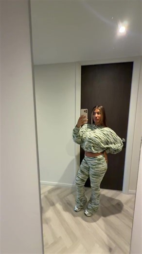 sde (@shaniceeee13)’s videos with Wrongs - D-Block Europe & Lil Tjay