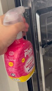 Uses of The Pink Stuff Wash Up Spray 💖 as shown to us by Jottie’s Journal, [IG] clean_with_anouk & @mummytoasmallarmy. What do you use yours for?! #thepinkstuff #cleaning #cleaningmotivation #cleaninghacks #cleaningproducts #springcleaning #kitcheninspo | The Pink Stuff