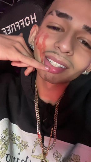 HEY LIL MAMA..💕 #fyp #viral #champagne_flax0