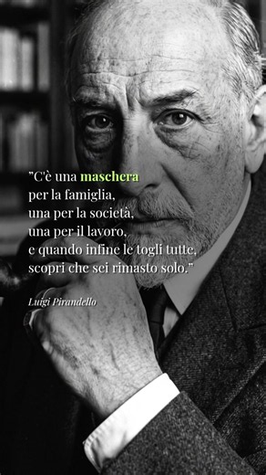 Attento! A forza di fingere non saprai più chi sei | Luigi Pirandello | #shorts