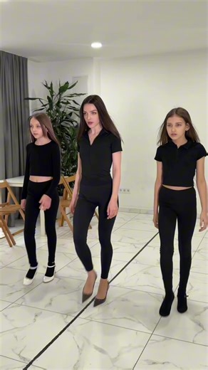 Inst: @minimodels_ua #modeling #modelsagency #модельнашкола #catwalk