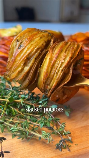 GET The Complete Plant Based Cookbook – Over 200  Delicious Vegan Recipes Including 30-Day Meal Plans