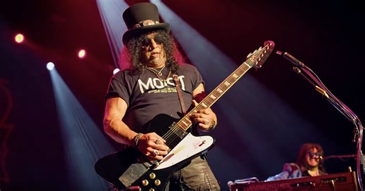 SLASH Announces Live At The S.E.R.P.E.N.T Festival, Available In November; "Oh Well" Live Video Posted