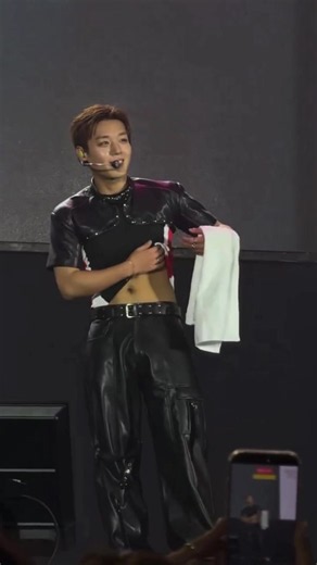 박지훈 팬콘 복근 공약: 나중에 더 만든 복근 보여드릴게요