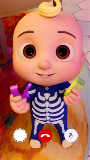 J Wants to Eat his YUMMY Halloween Candy! 🎃🍬 👻 #cocomelon #shorts