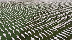 An arresting sight, Each figure represents an Allied soldier killed on the first day in the Battle of the Somme, all 19240 of them... Rest easy warriors #Somme100 #LestWeForget | The Forces Bible