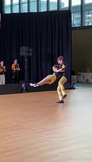 #rockacrobatique #rockacro #acrobaticrockandroll #rocknrollacrobatics #acrodance #dance #acroduo #acrocouple #acrokids #junior #acrobatics #danseacrobatique #competition #neuchatel #boudry #cernier