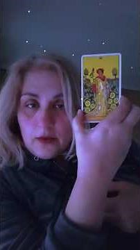 The Nine of Pentacles TAROT #tarot #pentacle #tarotreading #tarotreader #tarotonline