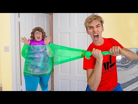 We Caught Ellen Mystery Neighbor!!