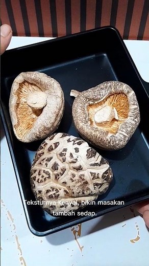 JAMUR SHITAKE / JAMUR HIOKO KERING, COCOK BUAT CAMPURAN ANEKA MASAKAN TUMIS, SUP DAN LAINNYA