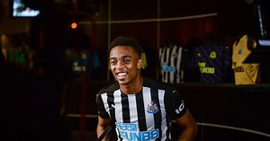 Joe Willock's amusing revelation to his parents about Newcastle United fans