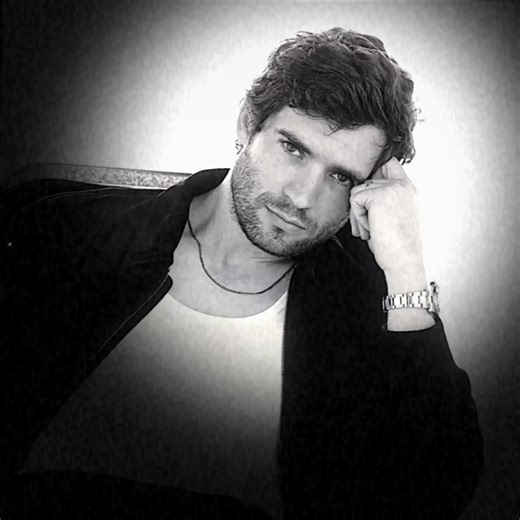 this was edited before twitter decided his comment was misogynistic and not a technical question meant to compliment jonathan's security in his masculinity and reinforce healthy masculinity in movies #davidcorenswet #davidcorenswetedit #fyp #superman