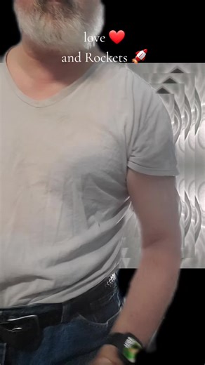 #greenscreen love ❤️ and Rockets 🚀