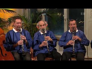 Musikalischer Auftritt mit den «Engadiner Ländlerfründa» | SRF