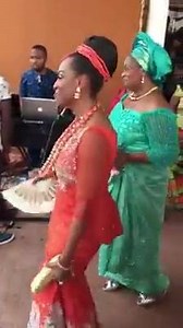 Beautiful traditional marriage, Igbo style. | Africana WeddingsRock