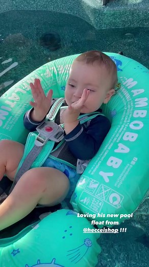 💦The ultimate solution for hassle-free pool time fun! 🌞Whether you're heading to the beach, going on a family vacation, or simply enjoying a relaxing day by the pool, the HECCEI Mambo Baby Float is the perfect accessory for all your aquatic adventures. Perfect for water-loving little ones this float provides a safe and fun way to introduce your baby to the pool. ❤️【EASY TO CARRY】New compressible folding design, small size after compression and folding, is the best choice for travel and vacatio