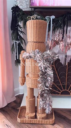 Easy Last Minute New Year’s Eve Decor Ideas