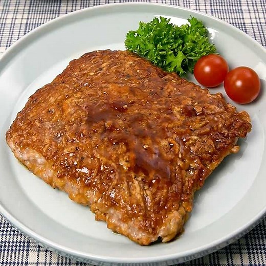 豚ひき肉をそのままステーキに！ 焼肉のたれでパックのままひき肉焼きのレシピ動画・作り方 | デリッシュキッチン