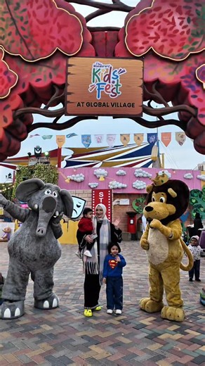 Nadia Rehman | Dubai Beauty & Lifestyle on Instagram: "Seriously! What is this place 😍 I just discovered a whole new wonder world in Global Village 🥰 Gather the fam because The Wonderers’ Kids Fest is BACK at Global Village — and yes, it’s completely FREE with your Global Village ticket. I've never seen so many giant games in one place 🤩 Giant Snakes & Ladders, Giant pirate ship, Giant stack-em, 4-in-a-row — and everything is FREE… yes, FREE with your Global Village ticket! Face painting, bal