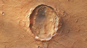 Space scientists spot city-sized butterfly on Mars