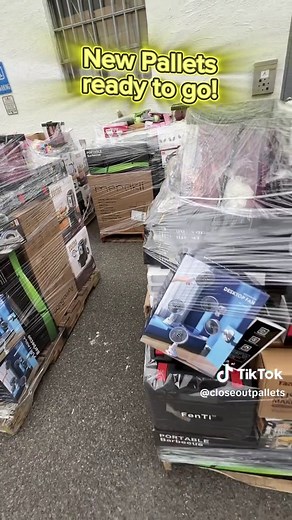 🔥 New premium pallets available in NJ! 🔥 $600 per pallet (valued up to $2,500 MSRP) Small appliances, electronics, home goods, toys and more! ❗️❗️ EVERYTHING IS BRAND NEW ❗️❗️ Limited availability, first come first serve! Great stuff for flea market sellers or discount store owners. Big variety of items on each pallet! We also do wholesale by cases 📦 Ask us for our catalogue 🙋‍♂️ We have pallets of clothes, shoes, furniture too! . . . . . . . . . . . #closeoutpallet #liquidationpallets #liqu
