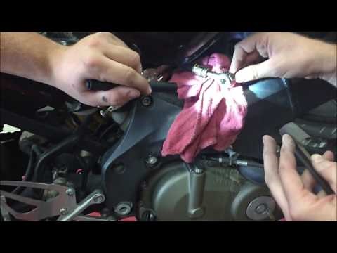 How to find fuel leaks or oil leaks on banjo fittings. BONUS: How to repair the leaky crush washer!