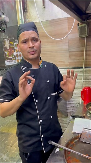 manegar vs chef #restauranthours #restaurantclosure #thanksgivingfood #food #dubai #cheflife #cooking #recipe #freefood #homecooking #india #cook #chef | Mistar Hussain Ansari