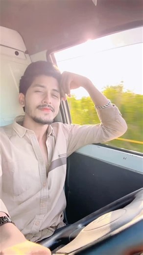 VinodLohar on Instagram: "YAR TERA BABA BAN JAGA 👰🏻‍♀️❤️ . . .surat📍 . . #foryou #sadsong #love #instalike #reels #trending #foryou #marwadiswag #bhilwada #reels #marwadi_masti #rajasthanireels #rajasthaniswag"