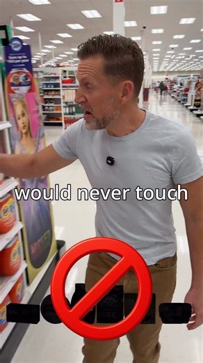 Warren Phillips on Instagram: "Toxic Items I’d NEVER Touch at Target 🎯 You’d be shocked at how many everyday “normal” items are actually wrecking your health silently. Here’s a few particularly toxic items I’ll never buy from Target 👇 ❌ Ziploc Bags: These can release microplastics and other endocrine disrupting compounds into the food you store in them! ✅ Swap the ziploc bags for silicone bags for cold storage. ❌ Dixie Paper Plates: That “grease-proof shield” on many coated paper plates is a p