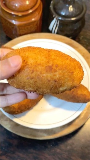 Stuffed Matar Paneer Bread Cutlet 😋 Tasty Snacks #shorts