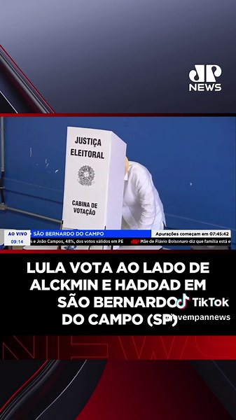 O presidente Luís Inácio Lula da Silva (PT) compareceu para votar na manhã deste domingo (04) na Escola Estadual João Firmino, no bairro Assunção, em São Bernardo do Campo, no ABC Paulista, acompanhado de seu vice Geraldo Alckmin, o candidato ao Governo de SP, Fernando Haddad, e às candidatas ao Senado, Marina Silva (Rede) e Simone Tebet (PSB). ▶️ Assista ao #JornaldaManhã na íntegra no canal do YouTube 📺 Confira na JP News #JovemPanNews #Política #Lula #Eleições2026