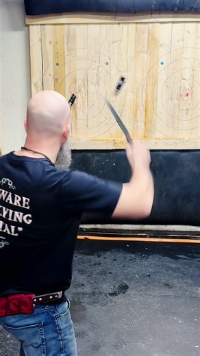 World champion axe thrower freestyle throwing#worldchampion#foryou#fyp#Wonderful collection