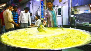 Gigantic INDORE Street Food tour in India | Best Indian Street Food in Indore | Flying dahi vada!