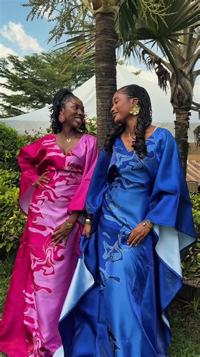 POV: You’re the creative director, video creator & editor for a clothing brand. Send a DM to book us now!🔥 #videographer #videoeditor #creativedirector #brandshoot #mobilevideographer