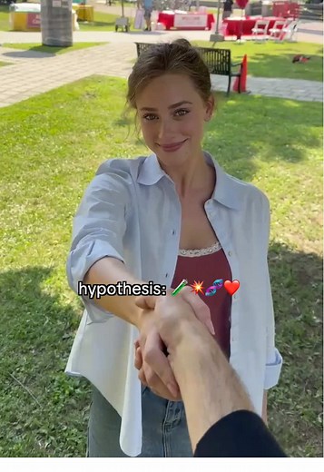 Exploring 'The Love Hypothesis' with Lili Reinhart