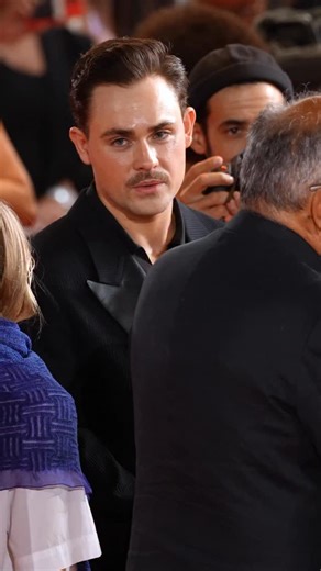 La muerte de Billy en #StrangerThings fue una de las muertes que más nos dolió...🥺 ¿Crees que regrese #DacreMontgomery esta última temporada? 💔 | Glamour México y Latinoamérica