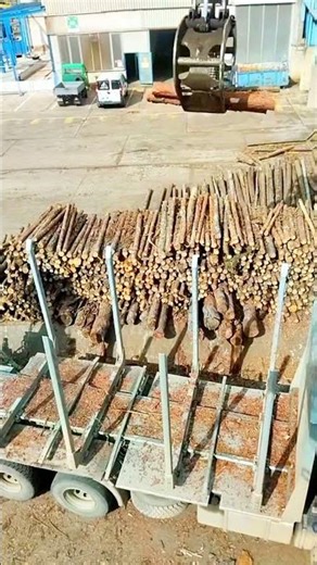 Mobile Log Loader #machine #heavyequipment