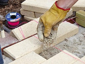 How To Pave a Pathway  - Bunnings New Zealand