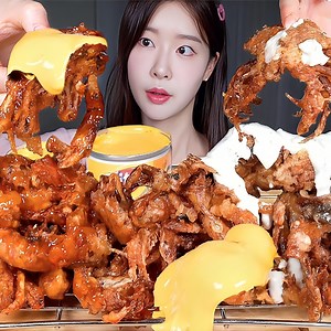 Eating Super Crispy ☆ Chili Soft Shell Crab & Cream Soft Shell Crab 🦀 Whole Fried Crabs | Mukbang ASMR . . . . . . . . . . . . . . . #mukbang #eatingshow #eatingfood #asmreating #mukbangasmr #asmr #asmrfood #eating #food | Team Fum Mukbang Production