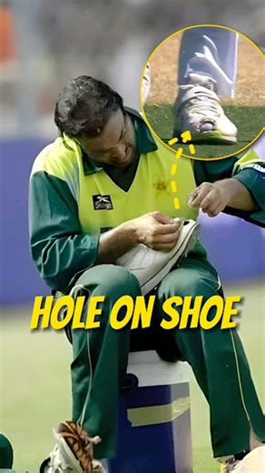 👟 Fast Bowlers apne joote kyu FAAD dete hain? (The Truth)