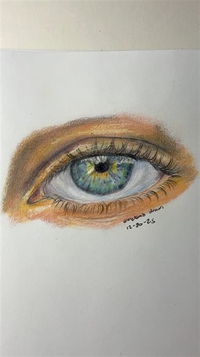 drawing an eye with colored pencilllll 👀
