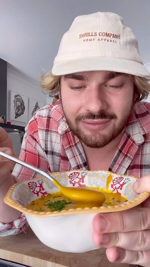 The GOAT Pumpkin Soup 🎃 it doesn't get much better than this! *cue the you should have roasted the pumpkin comments* pls nooo😂 it taste like mashed up roast veggies to me! But if you like it; do it! For this recipe I believe roasting the pumpkin will overpower all the other flavorings/herbs spices I put in! Recipe below 👇🏻 - 1/2 Kent pumpkin - 2 medium sweet potato - 1inch fresh ginger, roughly chopped - Whole bulb garlic, roughly chopped - 1 large onion - 2tbsp olive oil - 1/2 fresh grated 