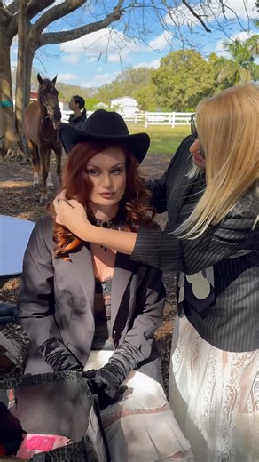 Olga Shevchenko on Instagram: "SHOOTING FORMATS 1-Hour Photoshoot • up to 2 looks • perfect to try the format • dynamic, aesthetic, no rush 2-Hour Photoshoot • up to 4 looks • a full fashion story • different moods, textures, and styles • maximum personal transformation WHAT IS INCLUDED 📸 Photography @photo_usa_world • professional photographer • concept-based shooting • guidance with posing • editorial & lifestyle shots (price depends on the duration of the shoot) ⸻ 💄 Makeup & Hair @kris_tina